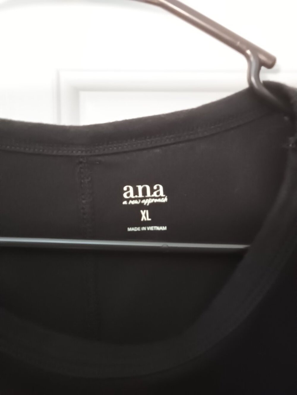 Womans a.n.a Black Long Sleeve Tee Size XL - Picture 2 of 3